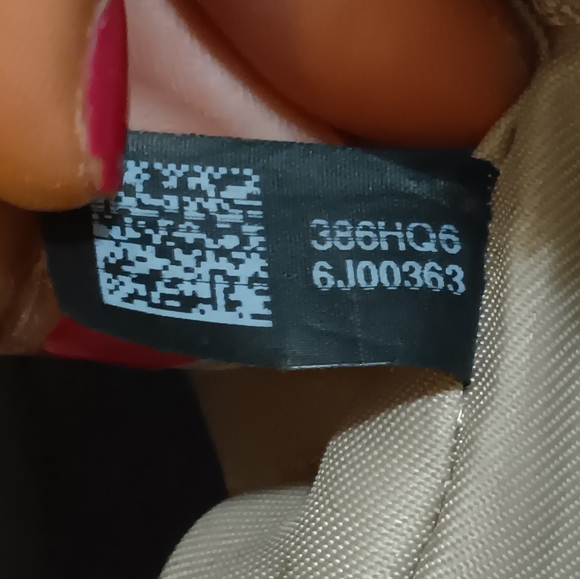 Michael Kors Crossbody - Picture 7 of 13